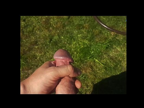 ❤️ A boazona se fode e se ejacula com um esguicho em um jardim de verão Porno bonito em porno pt-br.camporner.top ❌️❤