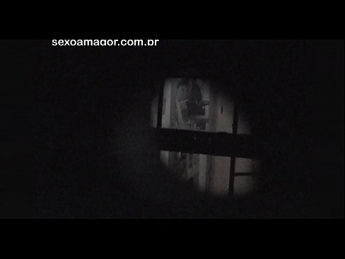 ❤️ Lourinho é secretamente filmado por um voyeur de bairro escondido atrás de tijolos ocos Porno bonito em porno pt-br.camporner.top ❌️❤